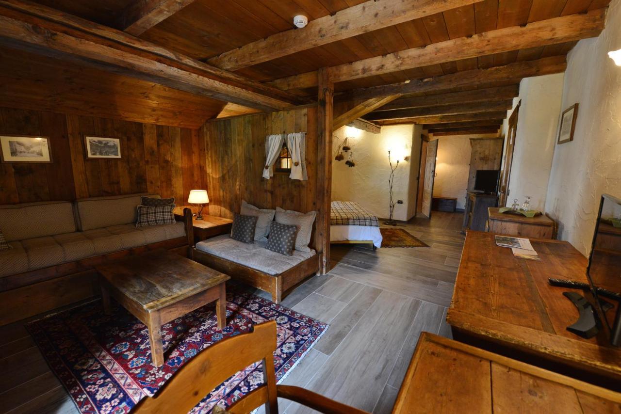 La Madonnina Del Gran Paradiso Wellness Hotel Cogne Exterior foto